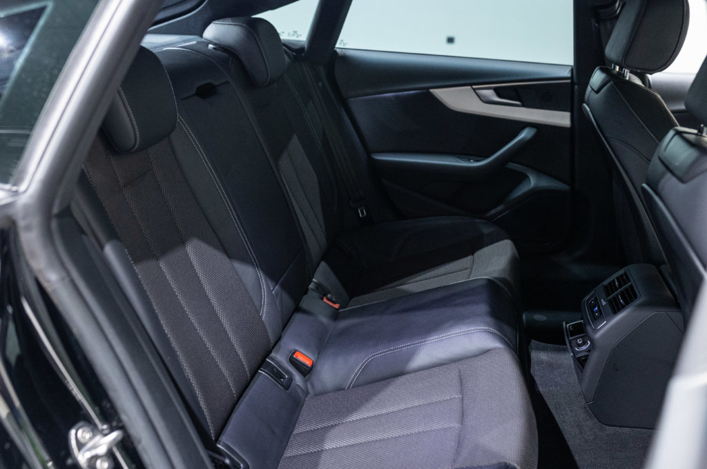 Audi A5 Noir Bullent Interieur 27