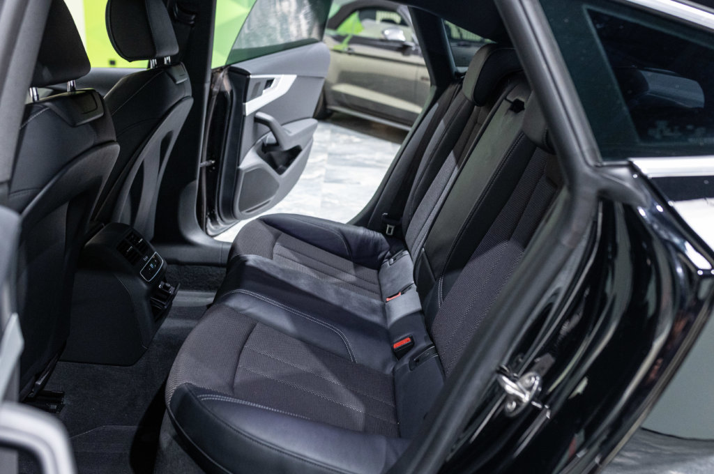 Audi A5 Noir Bullent Interieur 29