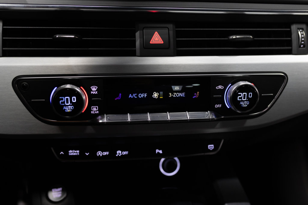 Audi A5 Noir Bullent Interieur 40