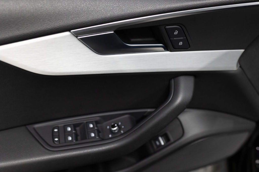 Audi A5 Noir Bullent Interieur 5