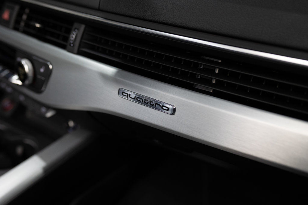 Audi S5 Cab Gris Interieur 17