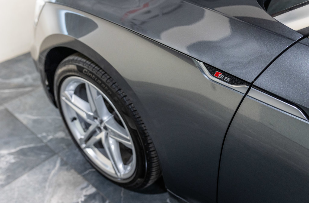 Audi S5 Cab Gris Interieur 21