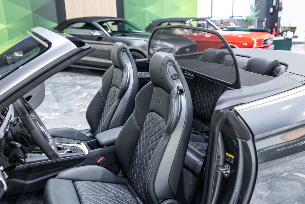 Audi S5 Cab Gris Interieur 29