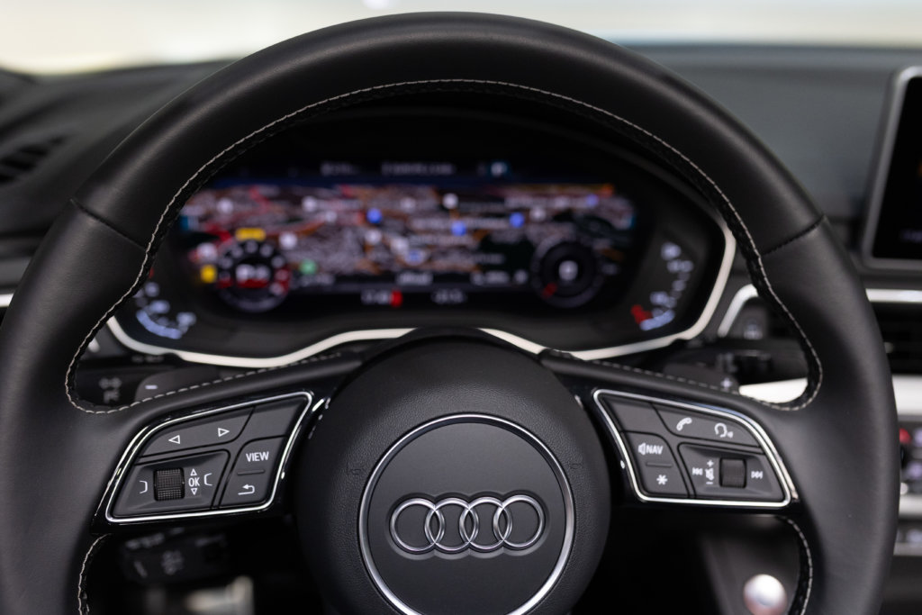 Audi S5 Cab Gris Interieur 57