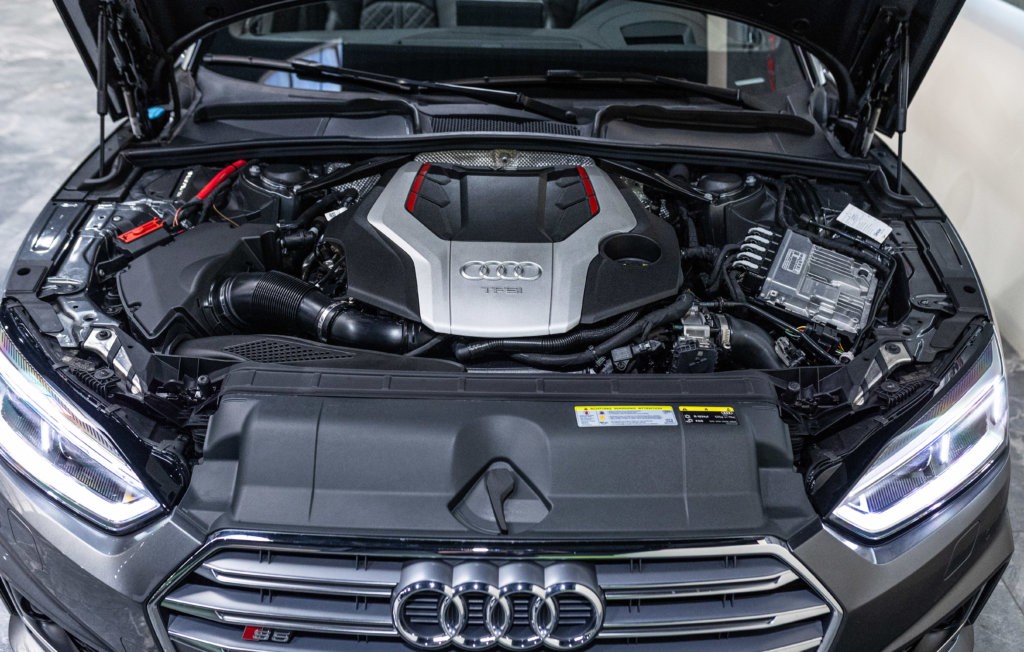 Audi S5 Cab Gris Moteur 2