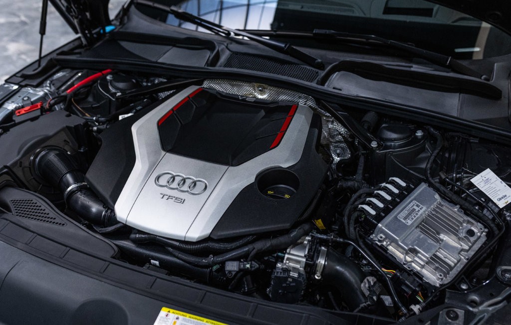 Audi S5 Cab Gris Moteur 3