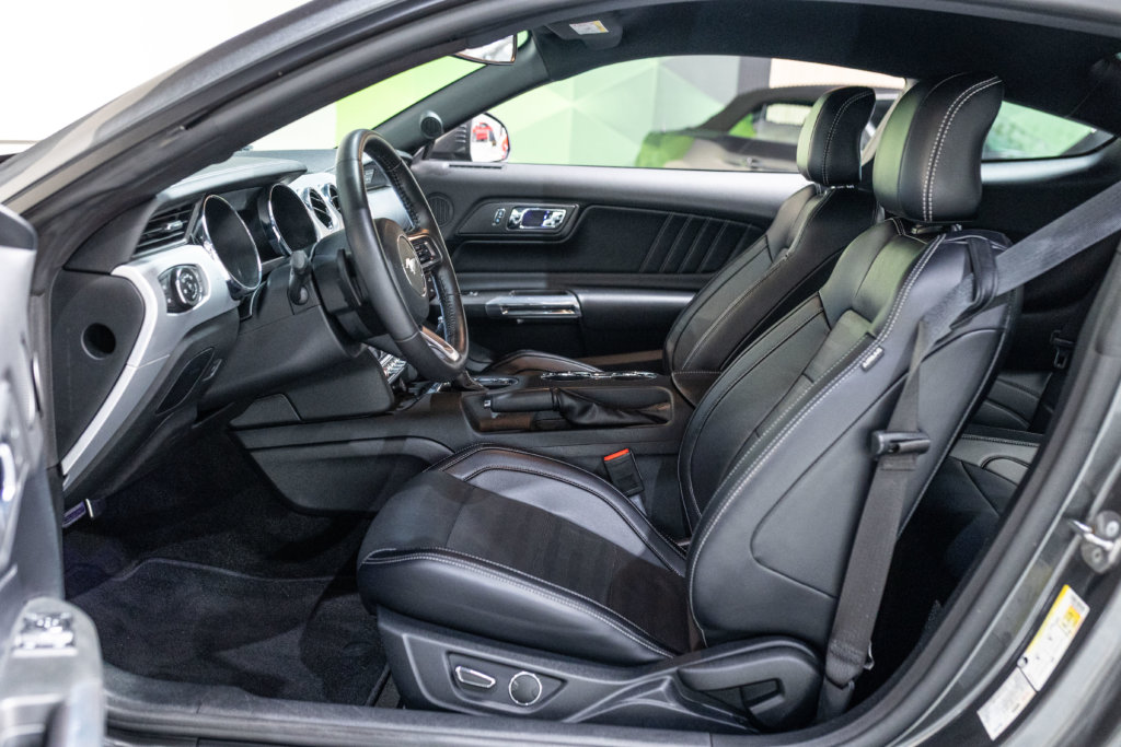 Mustang V8 Gris Magnetic Sync 2 Echapp BORLA Interieur