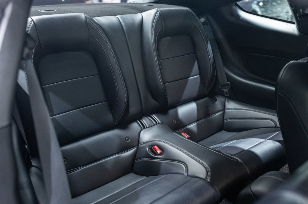 Mustang V8 Gris Magnetic Sync 2 Echapp BORLA Interieur 18