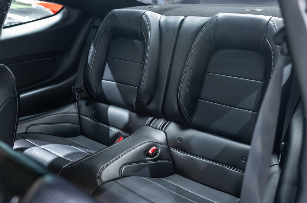 Mustang V8 Gris Magnetic Sync 2 Echapp BORLA Interieur 19