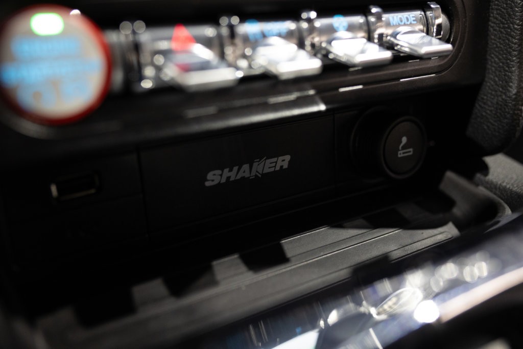 Mustang V8 Gris Magnetic Sync 2 Echapp BORLA Interieur 29