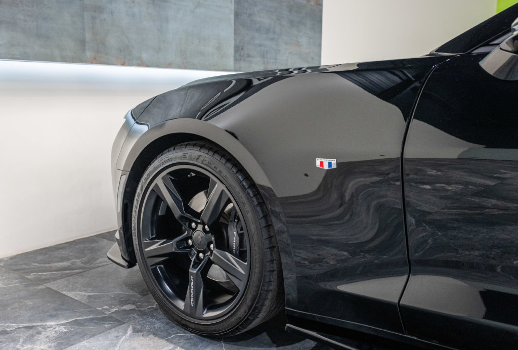 Camaro 6 Noir Cab Maxton Interieur 14