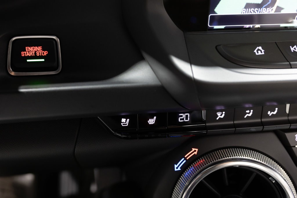 Camaro 6 Noir Cab Maxton Interieur 35