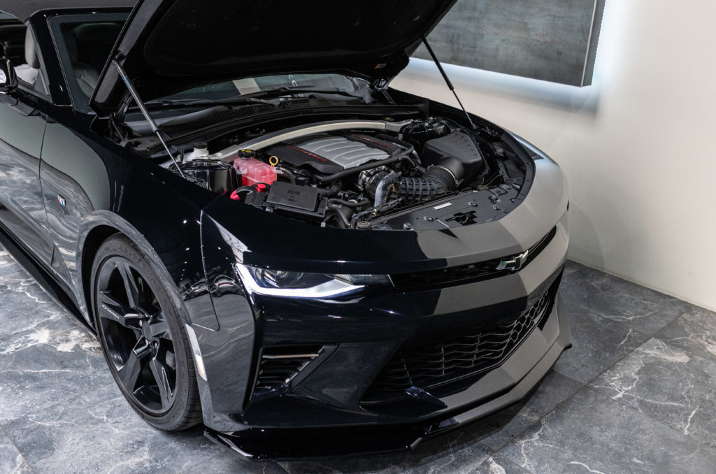 Camaro 6 Noir Cab Maxton moteur