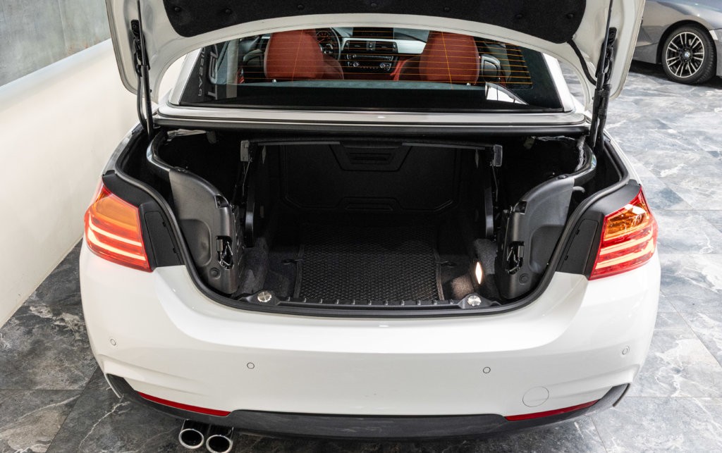 BMW 430i Coffre 4