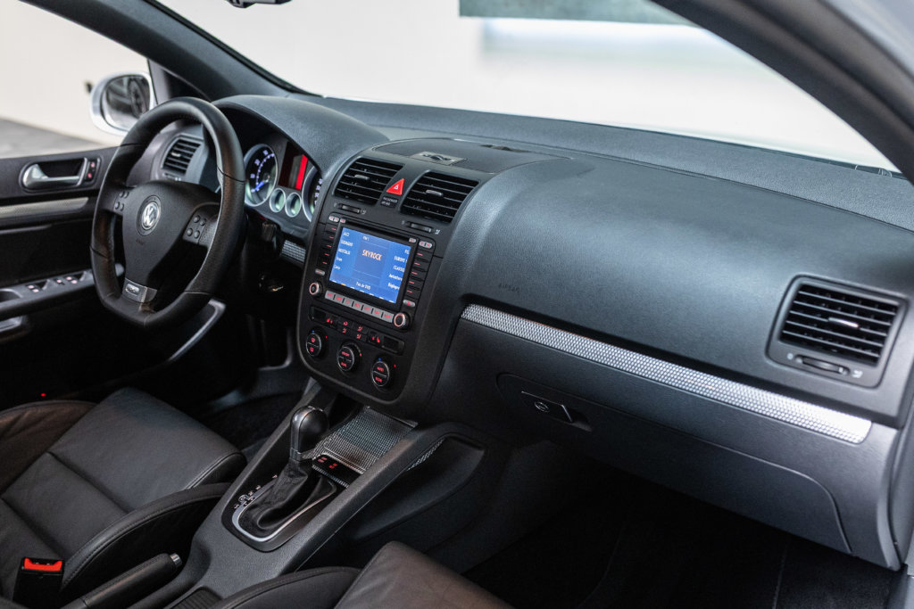Golf 5 R32 Grise Interieur 11