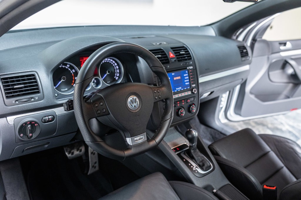 Golf 5 R32 Grise Interieur 16