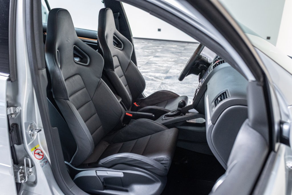 Golf 5 R32 Grise Interieur 19