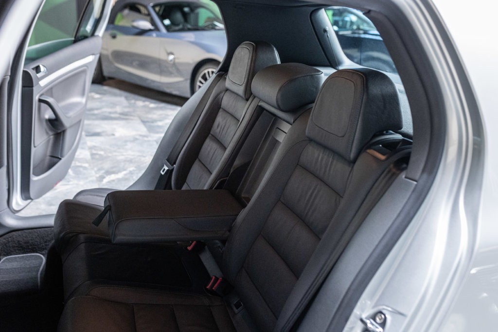 Golf 5 R32 Grise Interieur 29