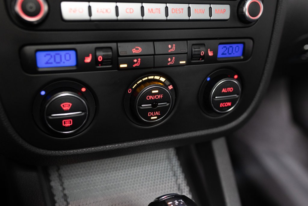 Golf 5 R32 Grise Interieur 41