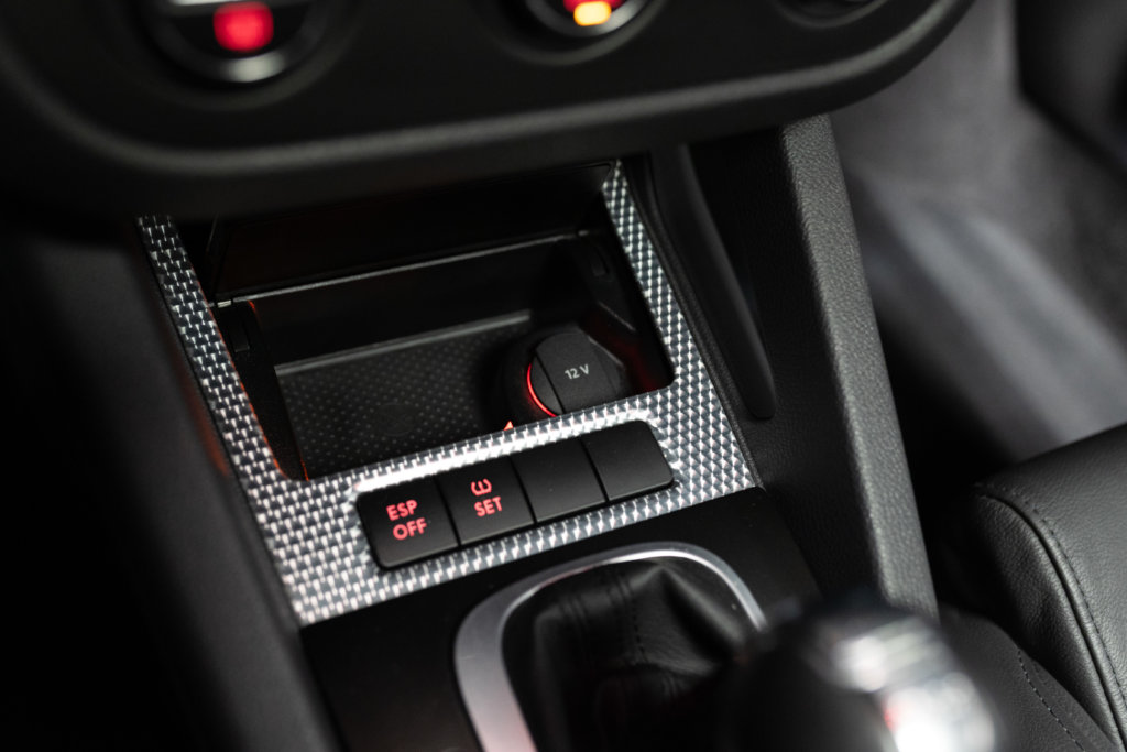 Golf 5 R32 Grise Interieur 46