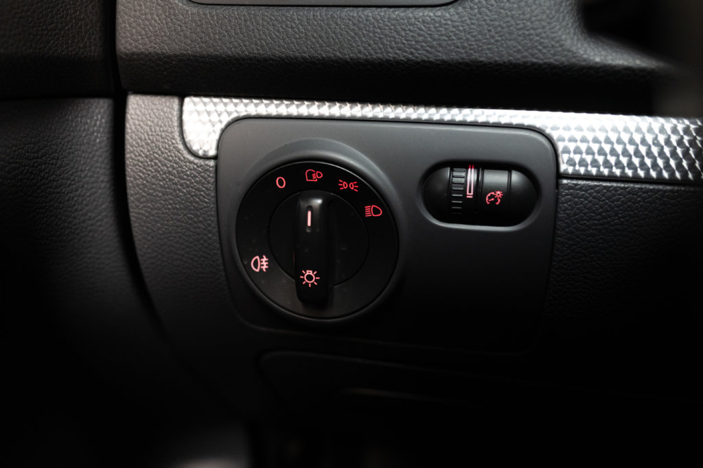 Golf 5 R32 Grise Interieur 56