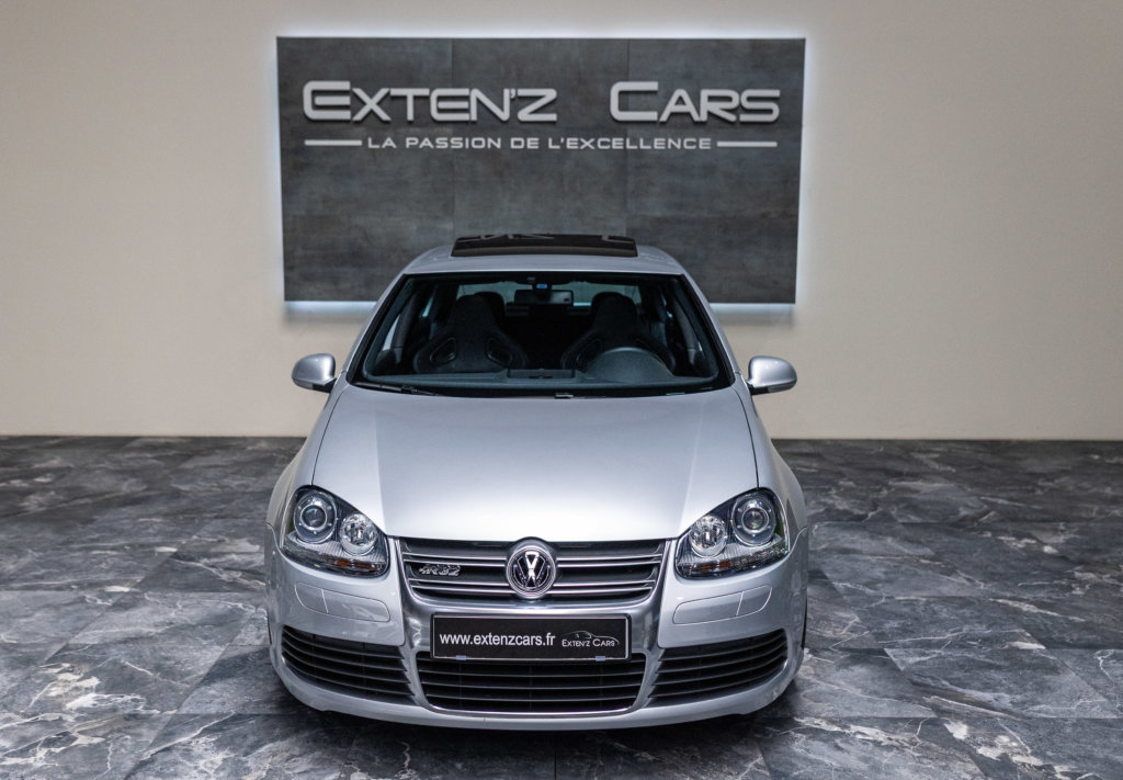 Golf 5 R32 Grise face