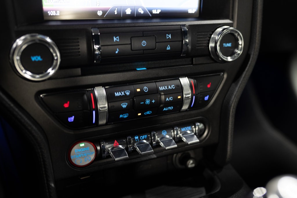 Mustang Guard Green 2.3 Interieur 29
