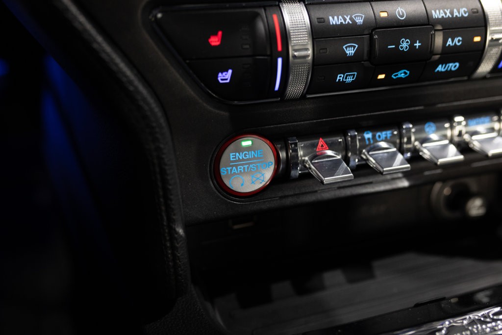 Mustang Guard Green 2.3 Interieur 31