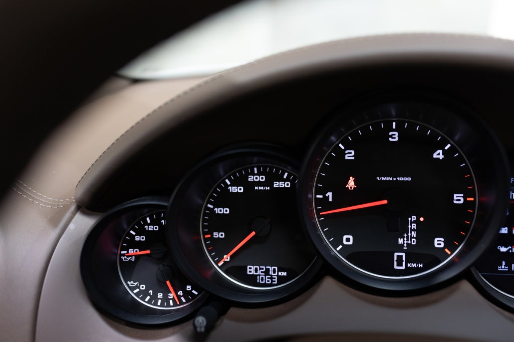 Porsche Cayenne Diesel Blanc Interieur 33