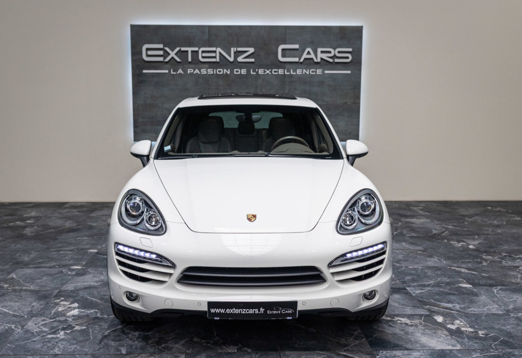 Porsche Cayenne Diesel Blanc face