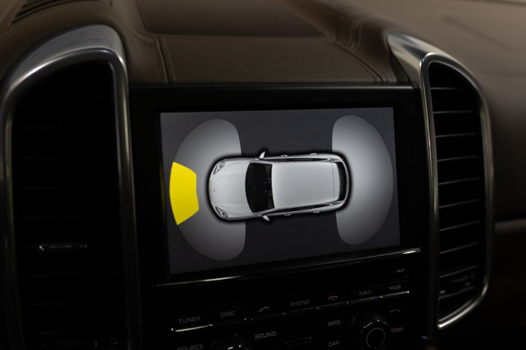 Porsche Cayenne diesel blanc interieur 45