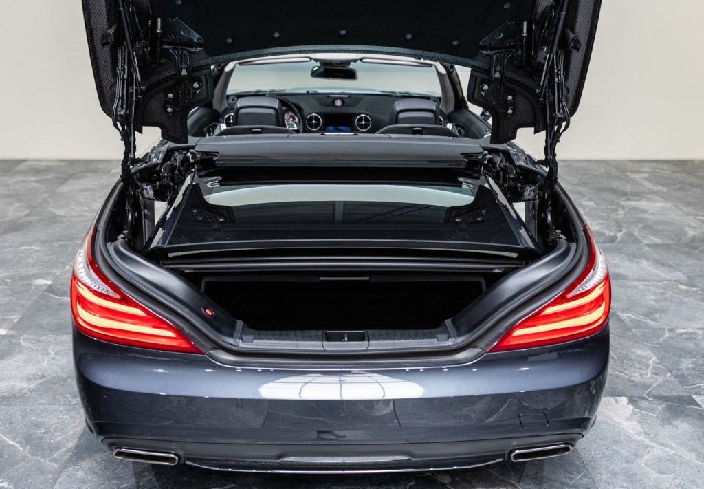 SL500 Grise Coffre 2