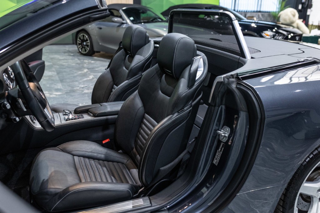 SL500 Grise Interieur 23