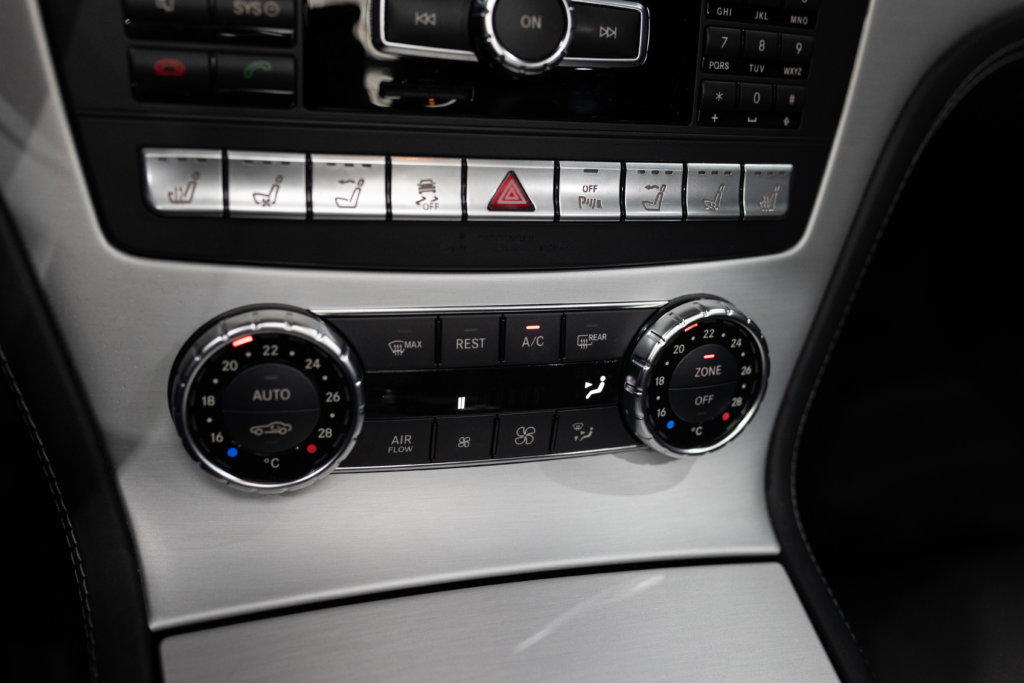 SL500 Grise Interieur 34