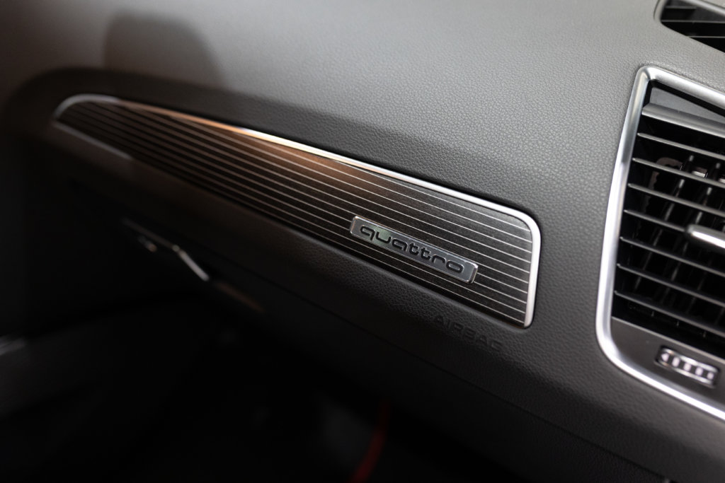 SQ5 Blanc Extenz Interieur 13