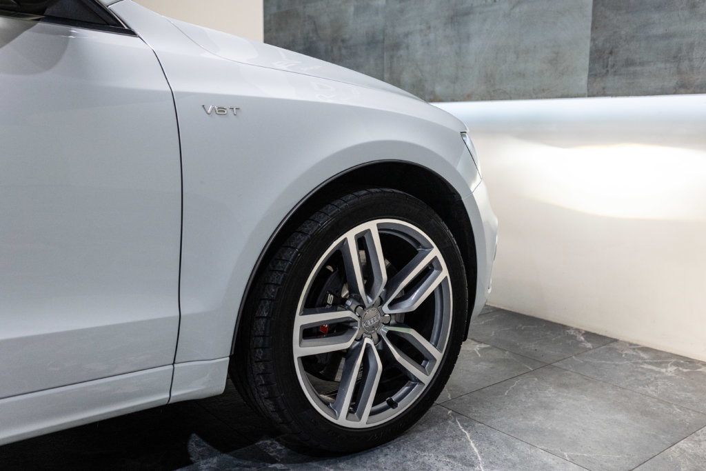 SQ5 Blanc Extenz Interieur 14