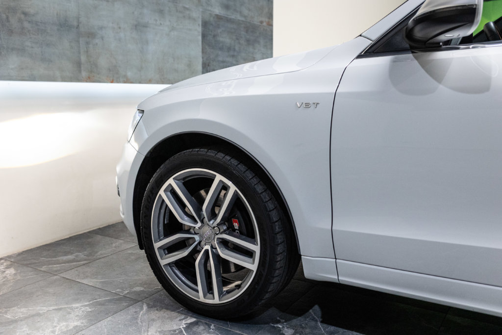 SQ5 Blanc Extenz Interieur 15