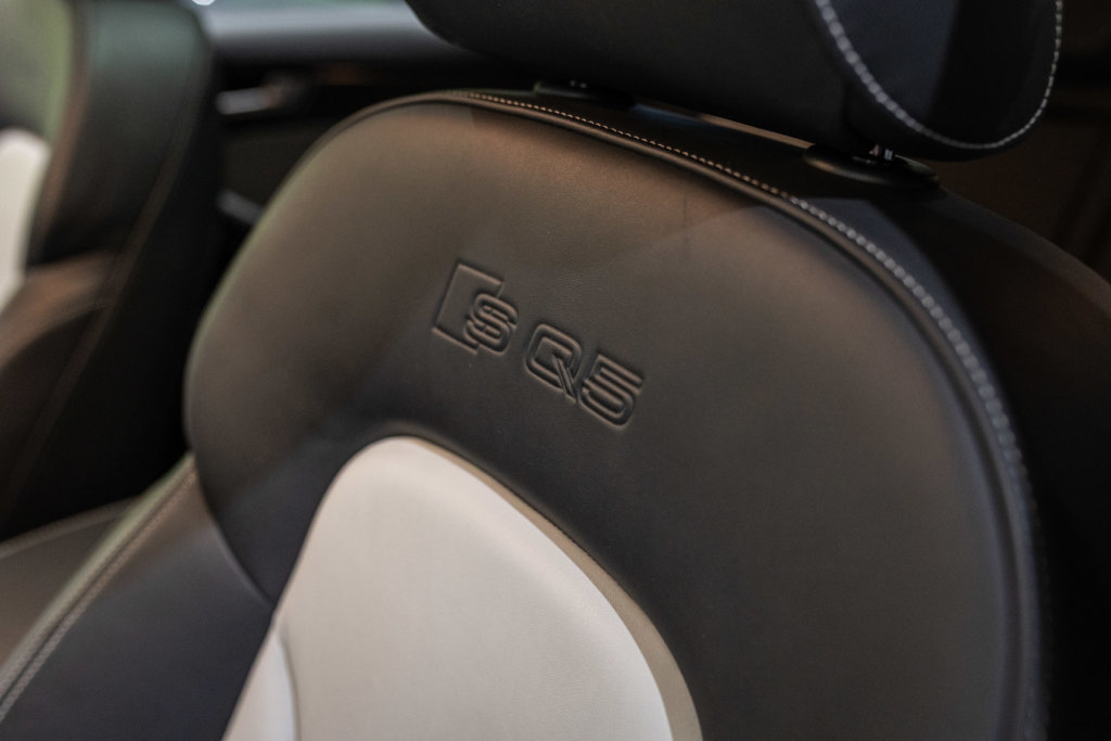 SQ5 Blanc Extenz Interieur 18
