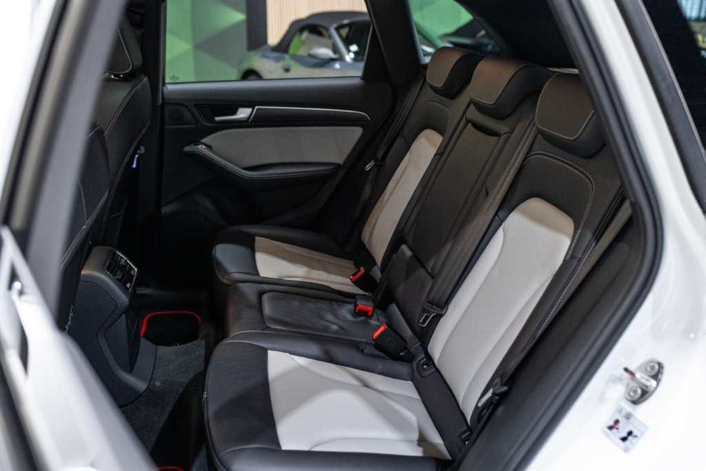 SQ5 Blanc Extenz Interieur 24
