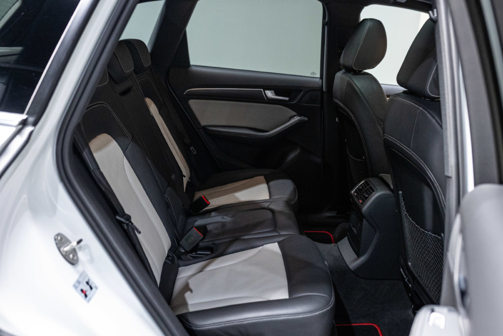 SQ5 Blanc Extenz Interieur 25