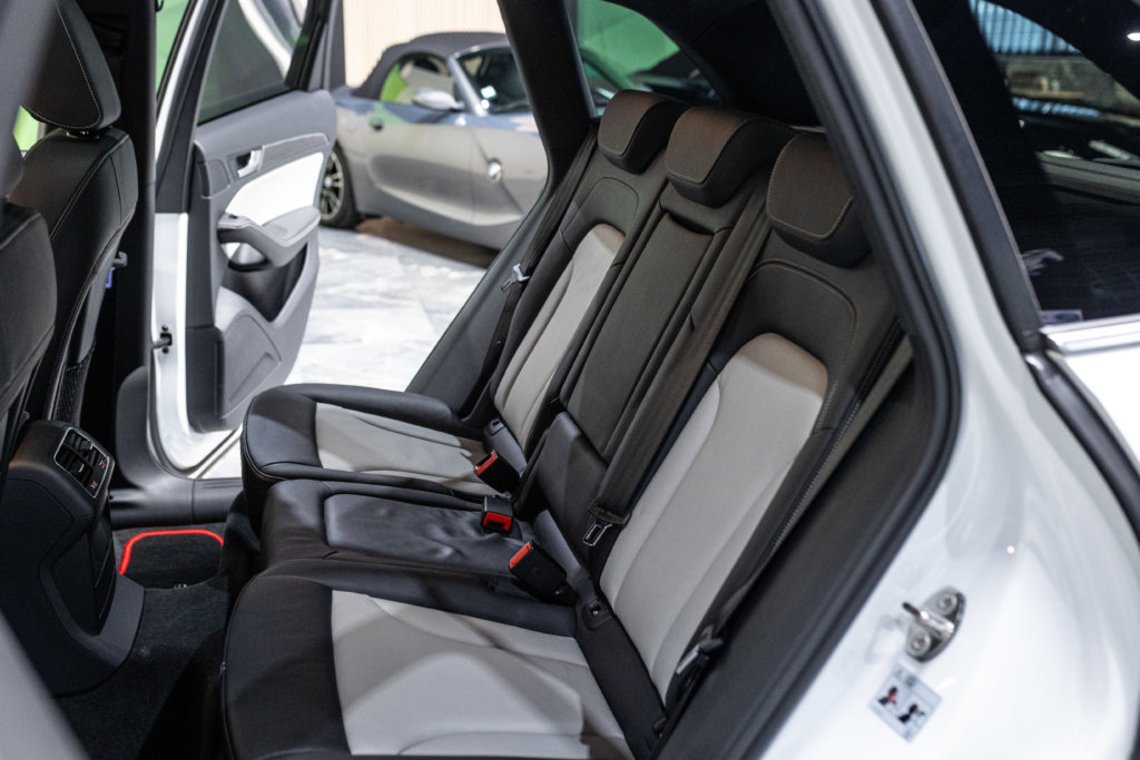SQ5 Blanc Extenz Interieur 28