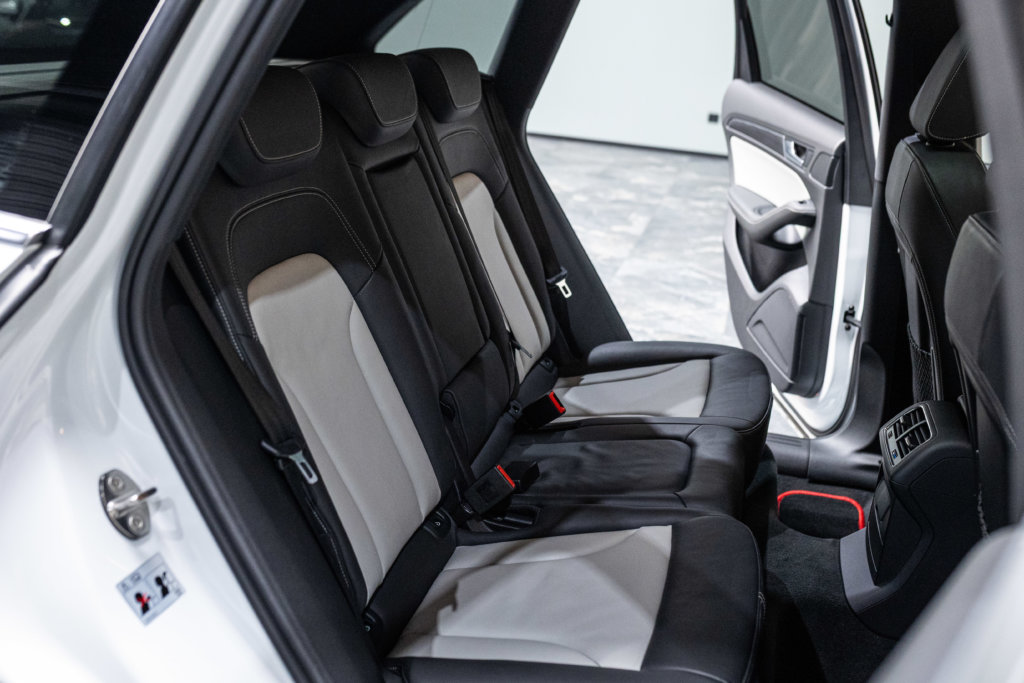 SQ5 Blanc Extenz Interieur 30