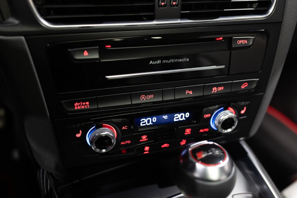 SQ5 Blanc Extenz Interieur 43