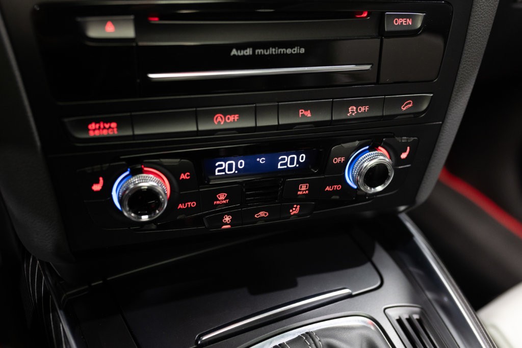SQ5 Blanc Extenz Interieur 45