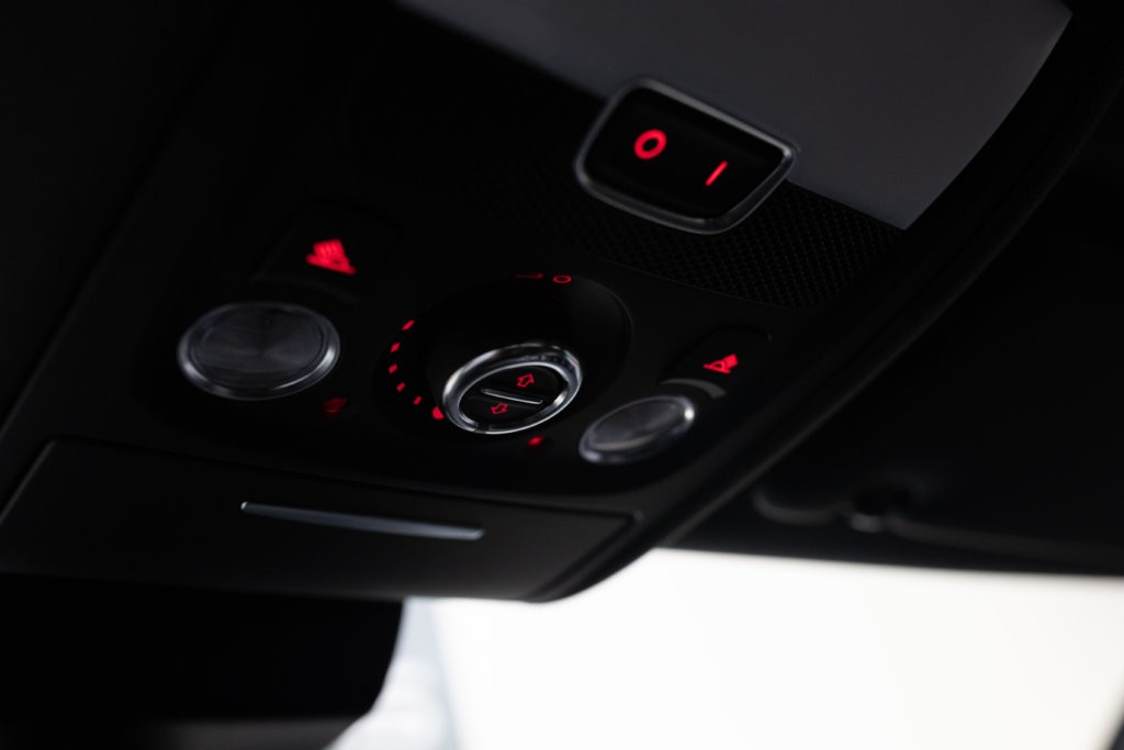 SQ5 Blanc Extenz Interieur 54