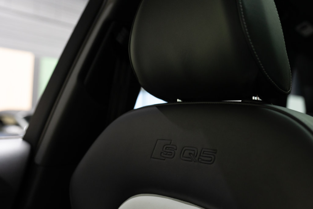 SQ5 Blanc Extenz Interieur 59