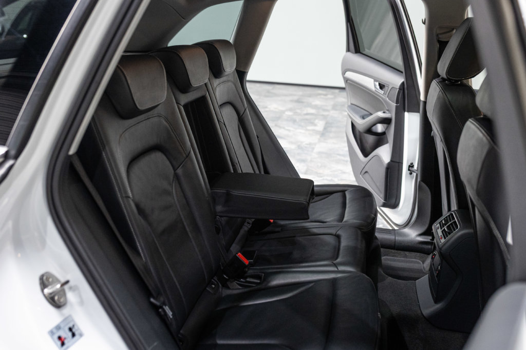 SQ5 Blanc Kerim Interieur 30