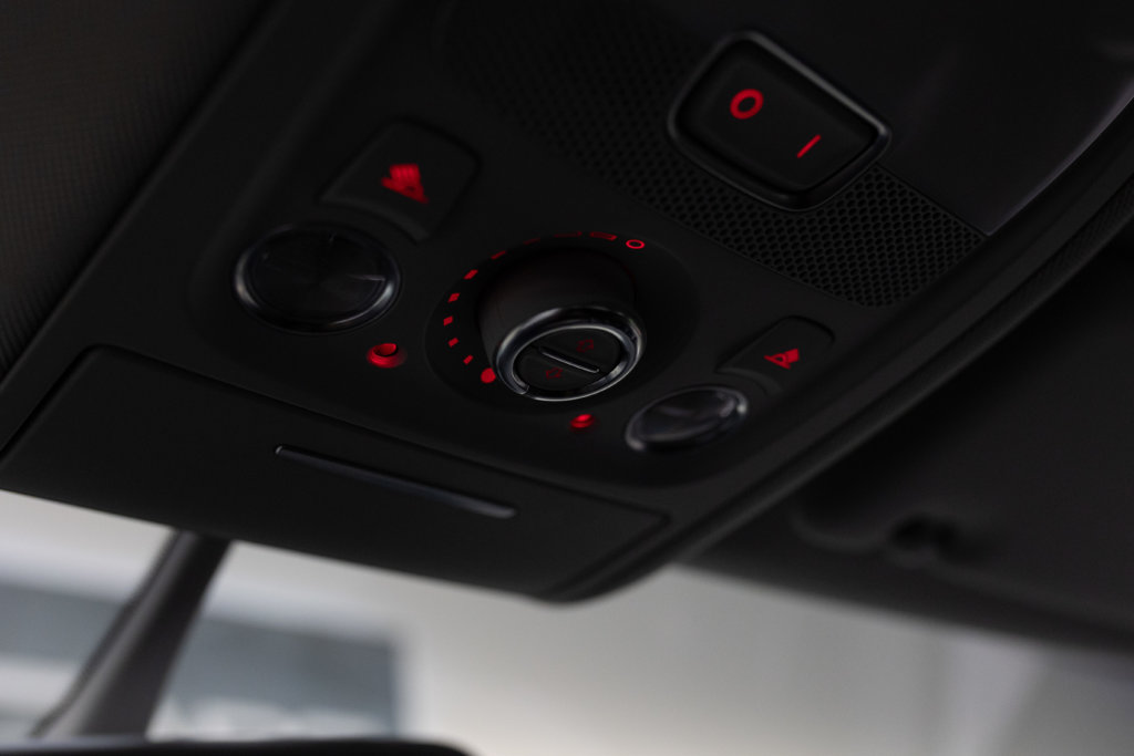 SQ5 Blanc Kerim Interieur 48