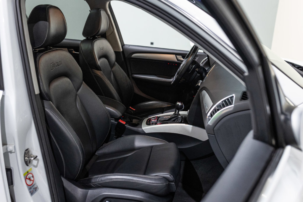 SQ5 Blanc Kerim Interieur 9