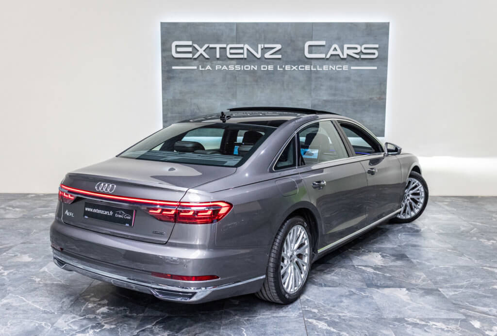 Audi A8L Grise 3-4 ar d